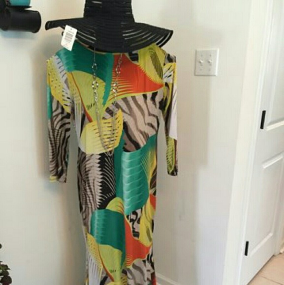 3x dress (chic and cruvy) - Picture 2 of 4
